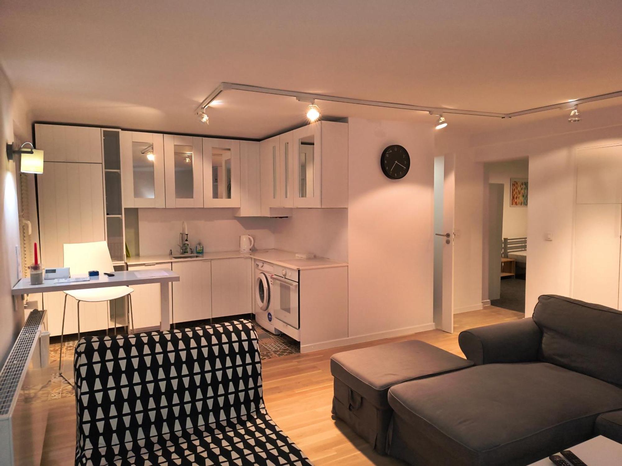 Apartment Tokio Przy Rynku Ul Lesna Bezobslugowe Zameldowanie, Parking *